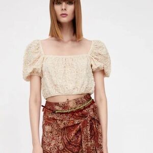 Zara Cream Textured Balloon Puff Sleeve Crop Top Short Sleeve - Women’s Medium